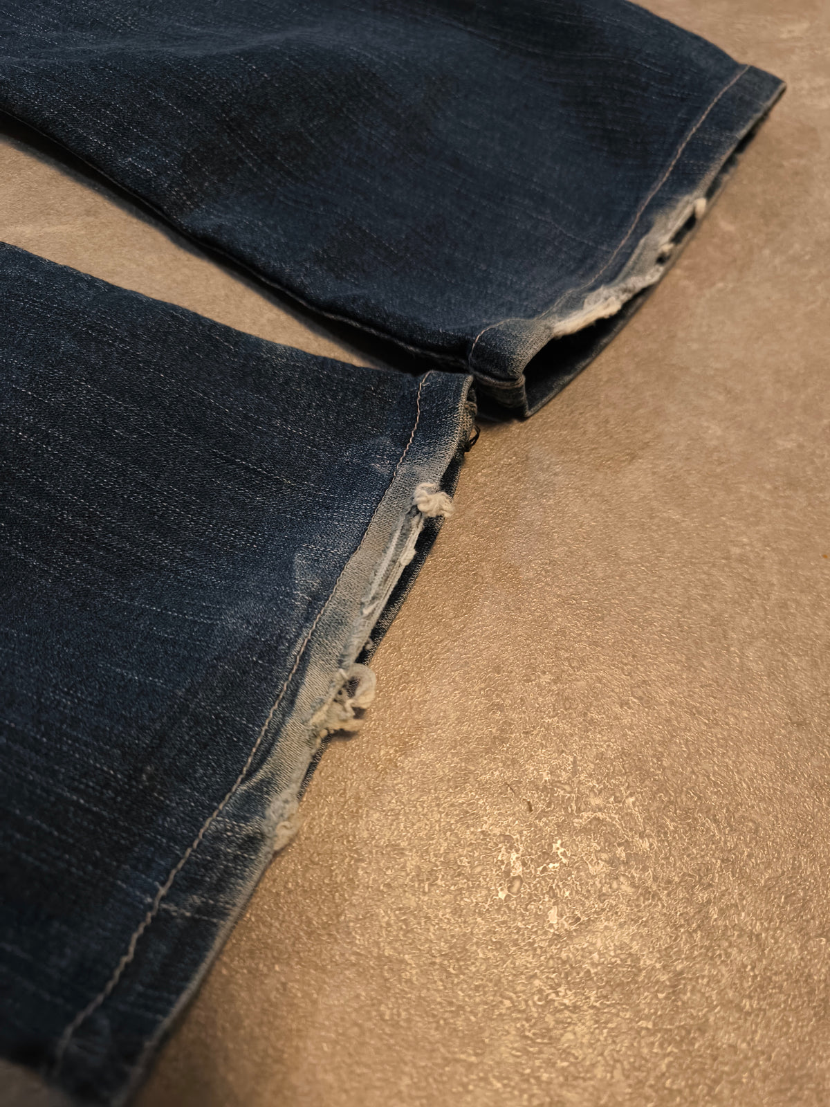 Silver Jeans Co. Suki Surplus W25 L31 Bootcut Jeans Y2K Dark Wash