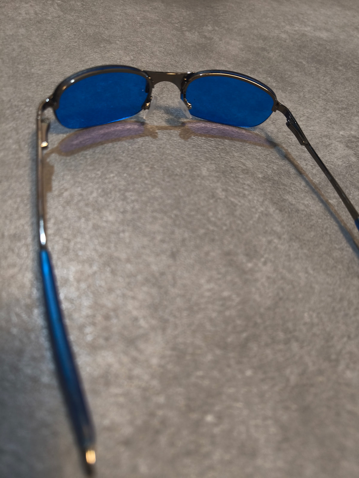 Y2K Sonnenbrille Blau verspiegelt Metall Retro 2000s Cyber Sport