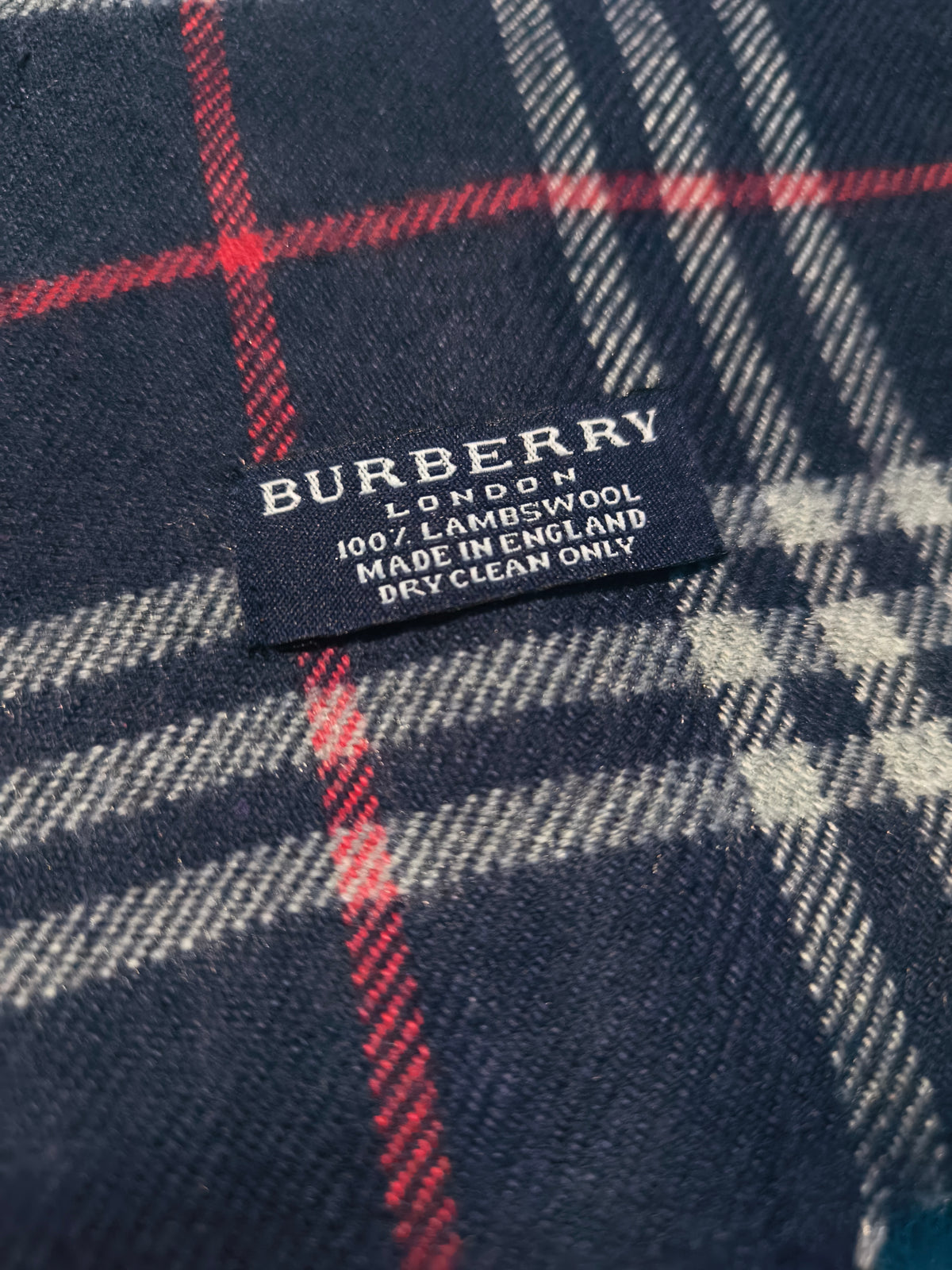 Burberry London Vintage Lambswool Schal Navy Check Made in England