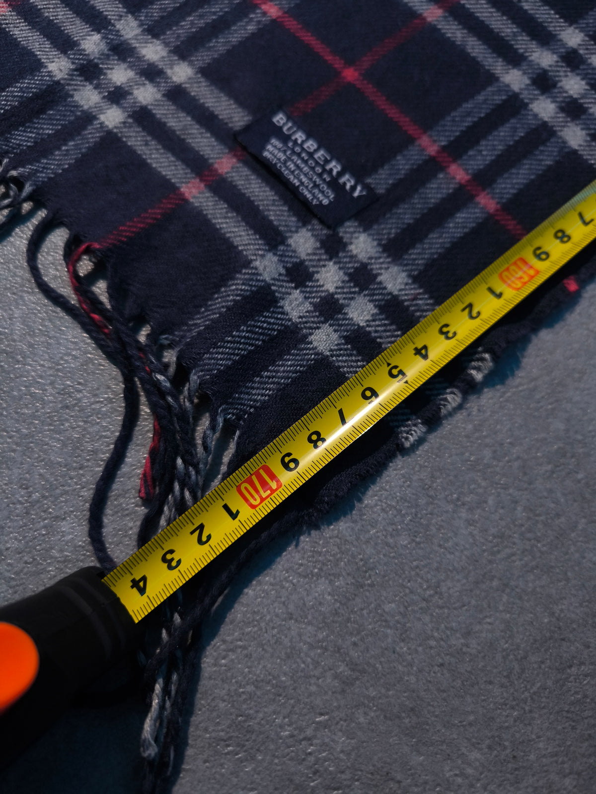 Burberry London Vintage Lambswool Schal Navy Check Made in England