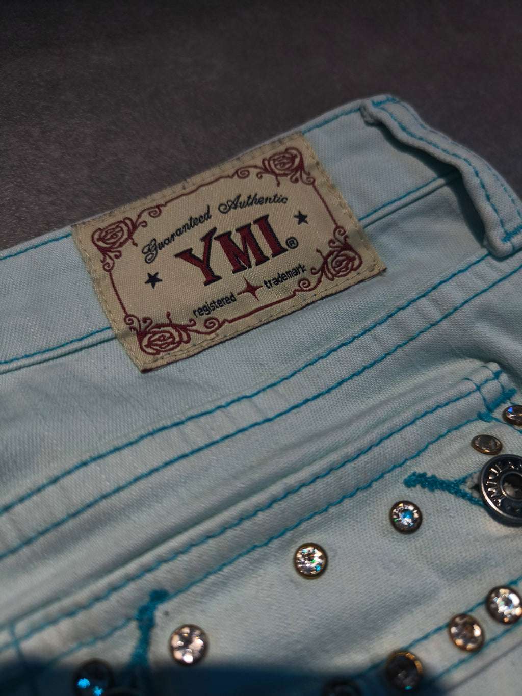 YMI Vintage Y2K Jeans Hellblau Gr. S | Bootcut Flared Rhinestone Low Rise
