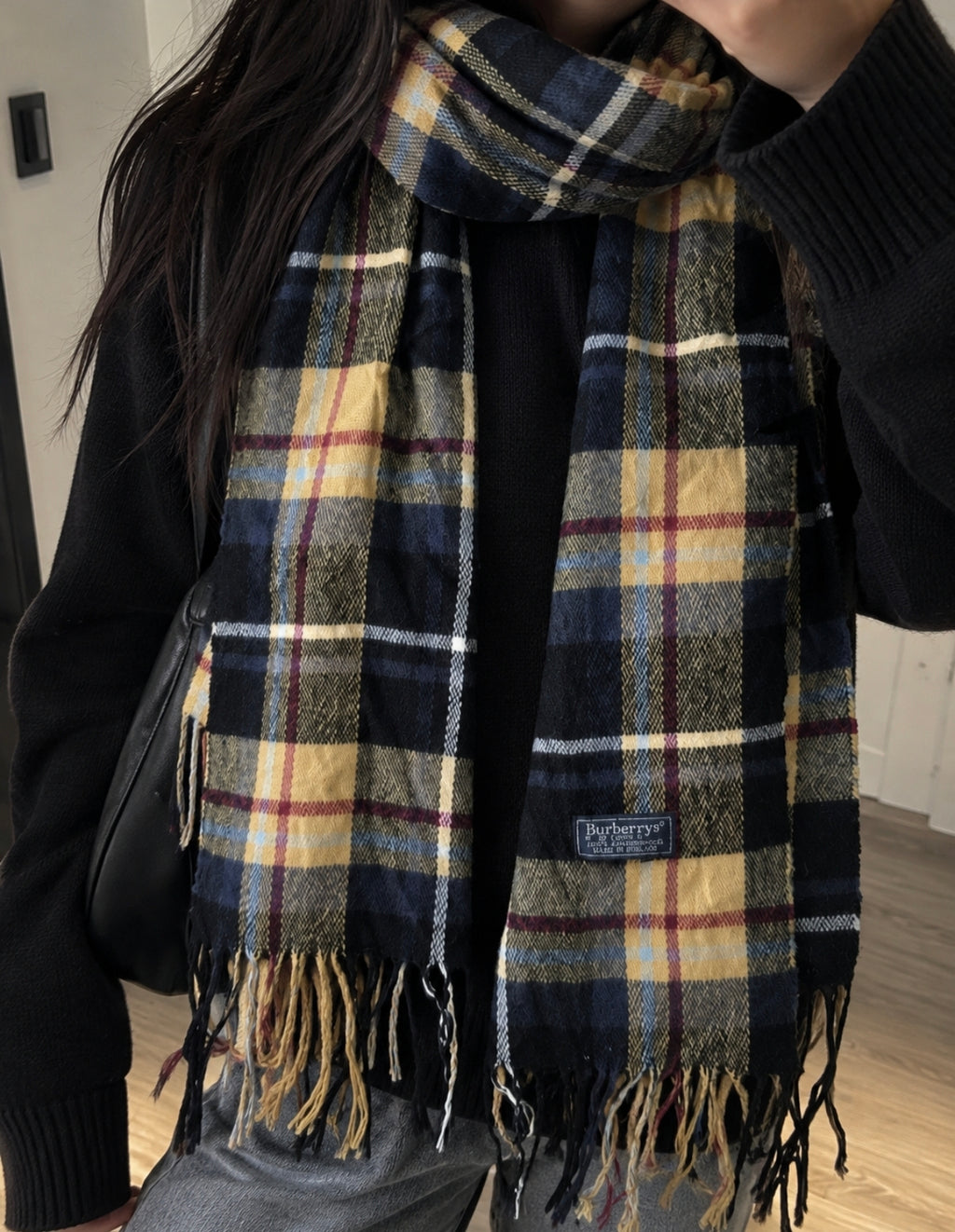 Burberrys Vintage Schal Navy/Beige – 100% Lambswool – Made in England