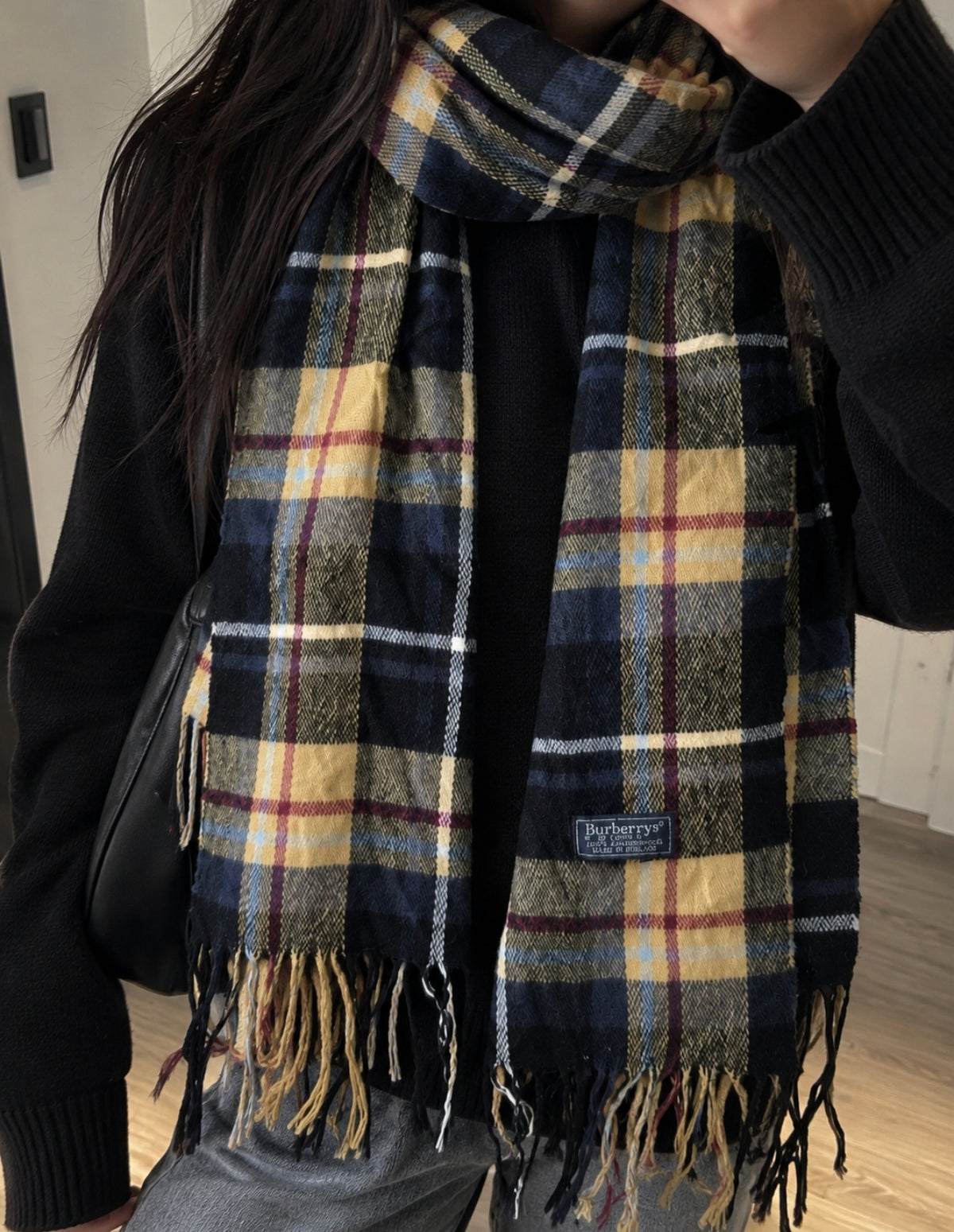 Burberrys Vintage Schal Navy/Beige – 100% Lambswool – Made in England